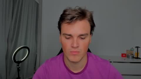 Snapshot of xx_raul_xx_ chatting on 18, 9, 2025 raul online show from 18, 9, 2025