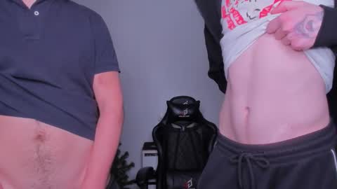 Snapshot of xx_raul_xx_ chatting on 16, 1, 2026 raul online show from 16, 1, 2026