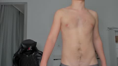 Snapshot of xx_raul_xx_ chatting on 15, 2, 2026 raul online show from 15, 2, 2026