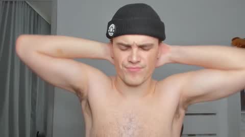 Snapshot of xx_raul_xx_ chatting on 22, 2, 2026 raul online show from 22, 2, 2026