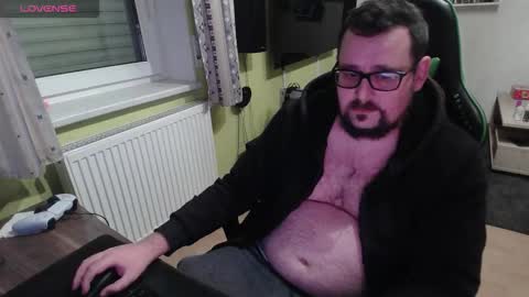 Snapshot of xxevoker chatting on 12, 11, 2025 xxevoker online show from 12, 11, 2025