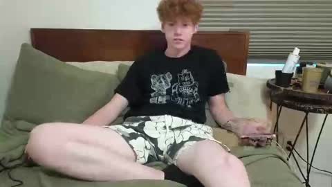Snapshot of xxginger_ chatting on 22, 10, 2025 XxGinger online show from 22, 10, 2025