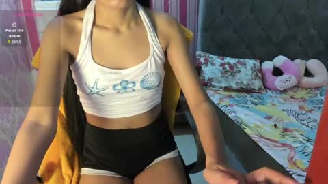 Snapshot of xxkayjeanxx chatting on 13, 5, 2026 Aya online show from 13, 5, 2026