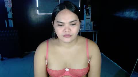 Snapshot of xxkylie_smithxx chatting on 8, 11, 2025 Kylie Smith online show from 8, 11, 2025