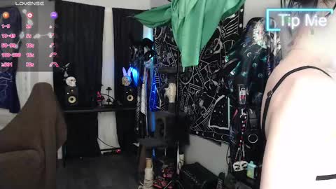 Lilith online show from 12, 2, 2025