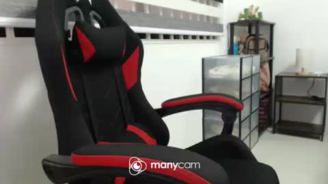  Kaycee  online show from 19, 2, 2025