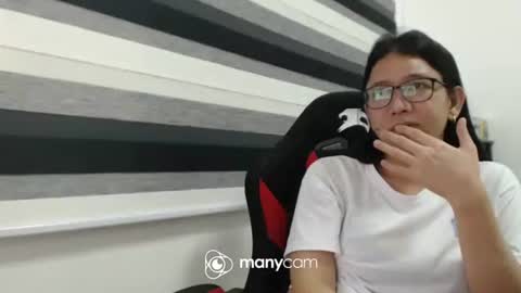  Kaycee  online show from 29, 9, 2025