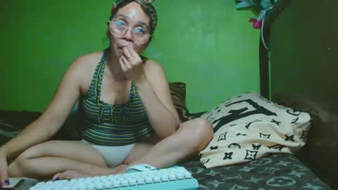 Snapshot of xxsexypinayxx chatting on 19, 2, 2025 xxsexypinayxx online show from 19, 2, 2025