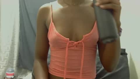 Snapshot of xxsexytalia28 chatting on 12, 2, 2025 xxsexytalia28 online show from 12, 2, 2025