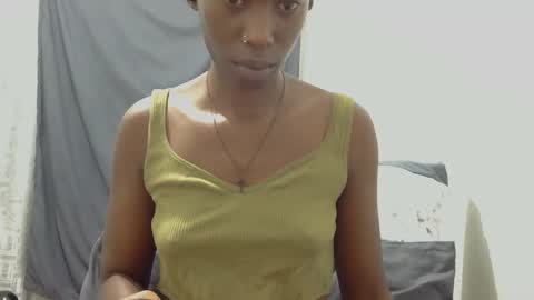 Snapshot of xxsexytalia28 chatting on 28, 2, 2025 xxsexytalia28 online show from 28, 2, 2025