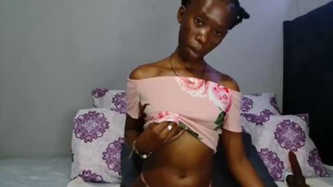 Snapshot of xxsexytalia28 chatting on 27, 10, 2025 xxsexytalia28 online show from 27, 10, 2025