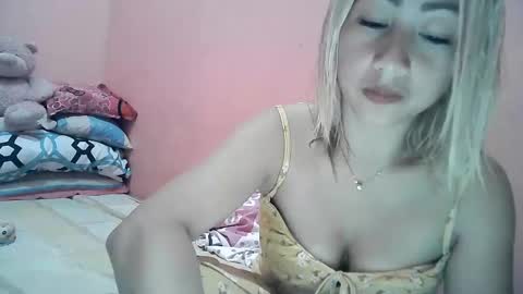 Snapshot of xxsugarpopxx chatting on 25, 2, 2025 xxsugarpopxx online show from 25, 2, 2025