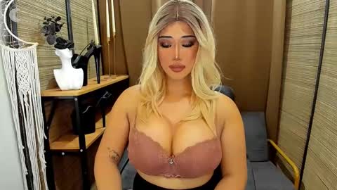 xxtastefullayeshaxx online show from 31, 12, 2024