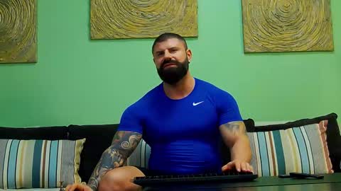 Snapshot of xxtreamleonard chatting on 5, 2, 2026 Xtream Leonard online show from 5, 2, 2026