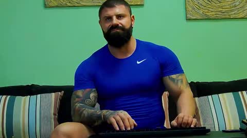 Snapshot of xxtreamleonard chatting on 7, 2, 2026 Xtream Leonard online show from 7, 2, 2026