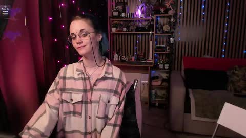 Snapshot of xxx_rays chatting on 13, 5, 2026 Ray and Andy online show from 13, 5, 2026
