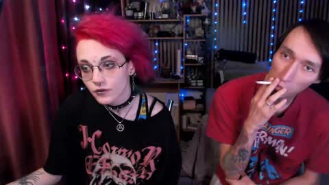 Snapshot of xxx_rays chatting on 21, 5, 2026 Ray and Andy online show from 21, 5, 2026