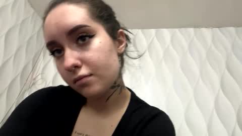 Snapshot of xxx_sandra_diamond chatting on 28, 10, 2025 Eve online show from 28, 10, 2025