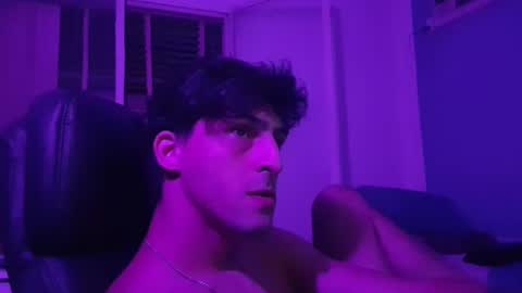 Snapshot of xxxfacu chatting on 19, 1, 2025 xxxfacu online show from 19, 1, 2025