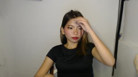 Snapshot of xxxforyouonlyxxx chatting on 12, 1, 2025 inday pinay online show from 12, 1, 2025