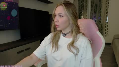 Snapshot of xxxhoneyxx chatting on 21, 5, 2026 Onlyfanz online show from 21, 5, 2026