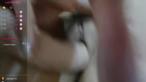 Snapshot of xxxlola_ chatting on 25, 10, 2025 Lola online show from 25, 10, 2025