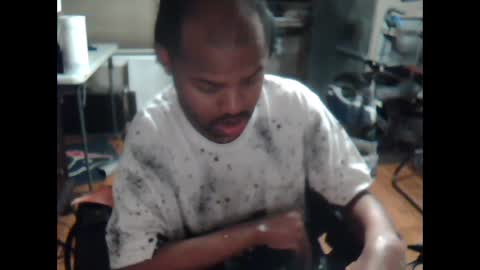 Snapshot of xxxonwheelz chatting on 9, 10, 2025 xxxonwheelz online show from 9, 10, 2025