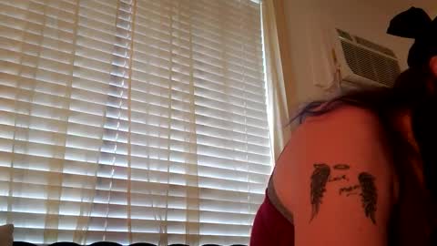 XXXQueenMandyDickenz online show from 4, 1, 2025