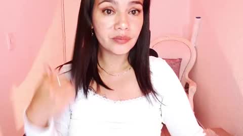 Snapshot of xxxsweetandhornyxxx chatting on 17, 9, 2025 dolcesasha online show from 17, 9, 2025