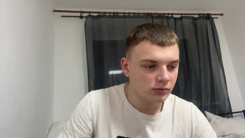 Snapshot of xxxten_ chatting on 28, 2, 2026 Leo online show from 28, 2, 2026