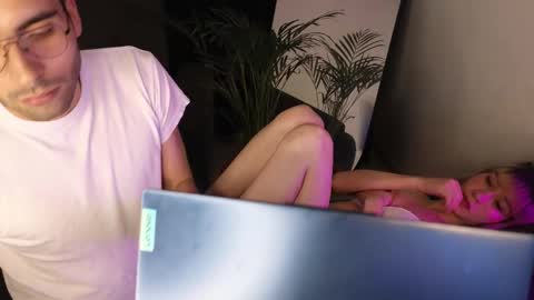 Snapshot of xxxvandersexxx chatting on 26, 10, 2025 July and Fer online show from 26, 10, 2025