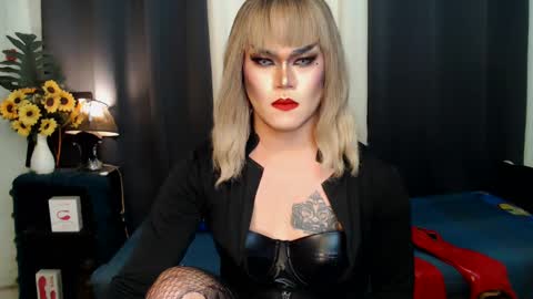 QueenMarina online show from 11, 1, 2025