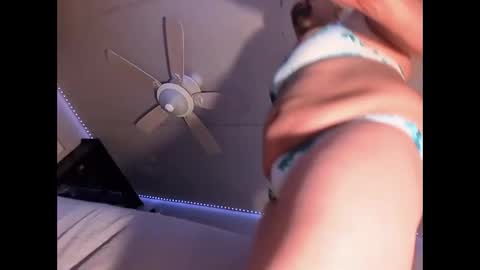 Snapshot of xzbib chatting on 2, 1, 2025 Xzbib online show from 2, 1, 2025