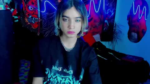 Snapshot of xzerox_ chatting on 4, 10, 2025 xzerox_ online show from 4, 10, 2025