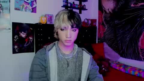 Snapshot of xzerox_ chatting on 13, 12, 2025 xzerox_ online show from 13, 12, 2025