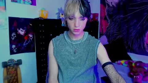 Snapshot of xzerox_ chatting on 17, 12, 2025 xzerox_ online show from 17, 12, 2025