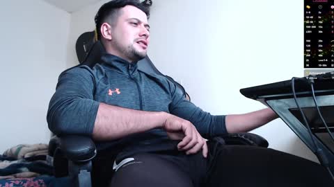 Snapshot of yacklol chatting on 1, 1, 2025 jack thopmson online show from 1, 1, 2025