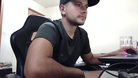 Snapshot of yacklol chatting on 28, 1, 2025 jack thopmson online show from 28, 1, 2025