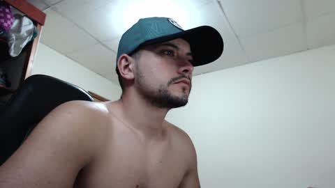 Snapshot of yacklol chatting on 3, 2, 2025 jack thopmson online show from 3, 2, 2025