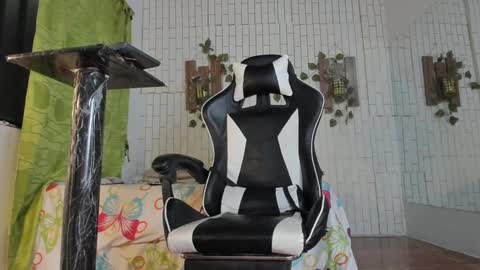 Snapshot of yacksson_lawrence chatting on 27, 1, 2025 yacksson_lawrence online show from 27, 1, 2025