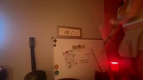 yagirlpeachezzz online show from 16, 7, 2026