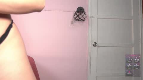 Snapshot of yahaira_26 chatting on 17, 11, 2025 petronila online show from 17, 11, 2025