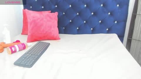 Snapshot of yaiza_sexylovee chatting on 25, 10, 2025 yaiza_sexylovee online show from 25, 10, 2025