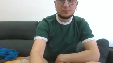 Snapshot of yakajoe97 chatting on 17, 11, 2025 yakajoe97 online show from 17, 11, 2025