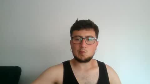 Snapshot of yakajoe97 chatting on 7, 7, 2026 yakajoe97 online show from 7, 7, 2026
