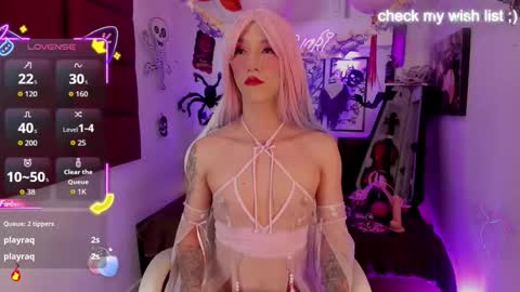Snapshot of yakitai chatting on 10, 10, 2025 Yaki online show from 10, 10, 2025