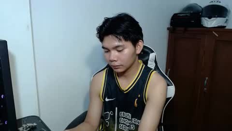 Snapshot of yamati21 chatting on 18, 11, 2025 Eian online show from 18, 11, 2025