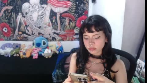 Snapshot of yami_star chatting on 10, 4, 2026 yami online show from 10, 4, 2026