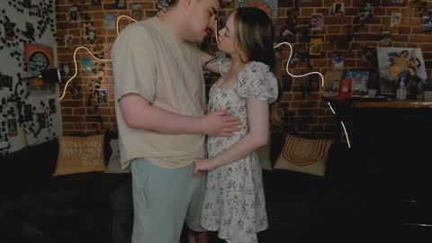 Snapshot of yami_yami_yami chatting on 24, 1, 2025 Mia and Andry online show from 24, 1, 2025