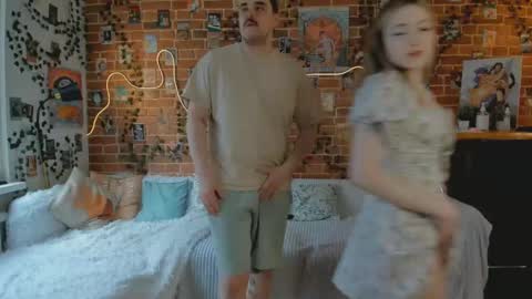 Snapshot of yami_yami_yami chatting on 15, 2, 2025 Mia and Andry online show from 15, 2, 2025